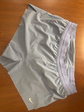 Nike Swift running shorts 2.5 brief lined.